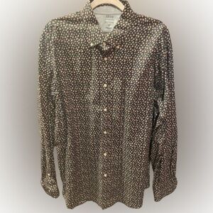 Izod Men’s Button Down shirt